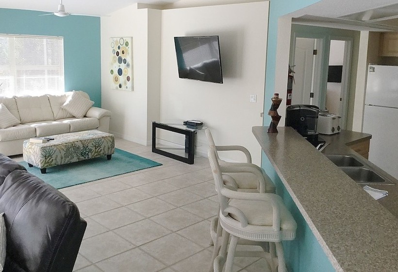 Sunny Daze Rotonda West