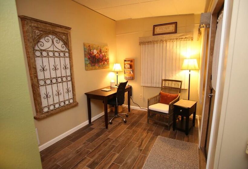 The Cottage At Rincon