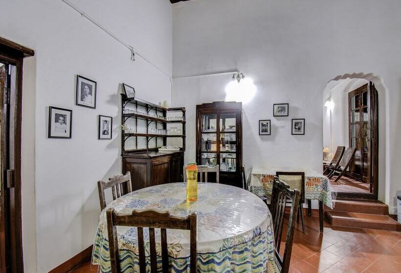 Vintage Studio Home By Oyo Rooms