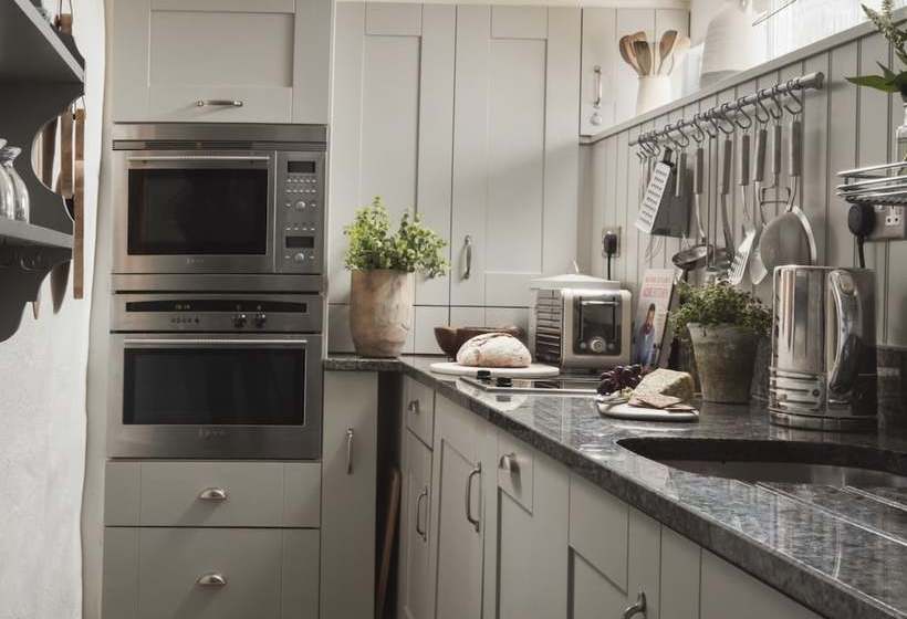 Waterside Holiday Cottages