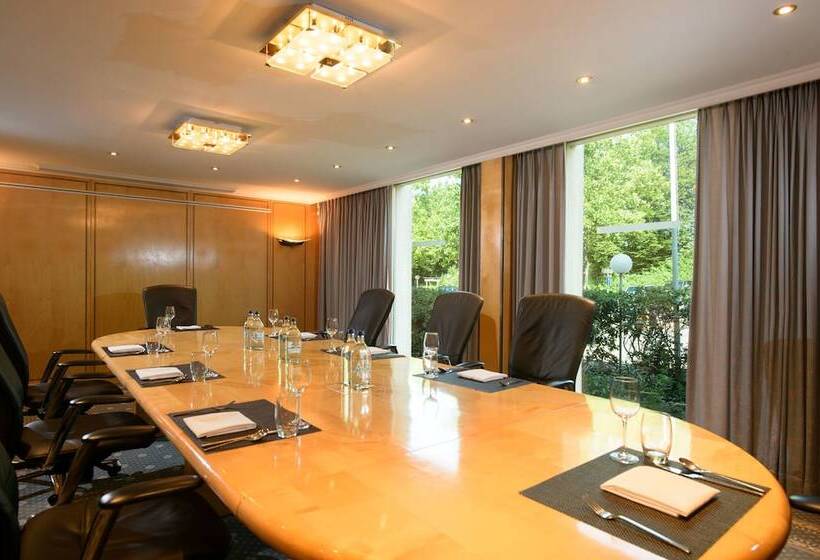 Apart Hotel Zurich Airport