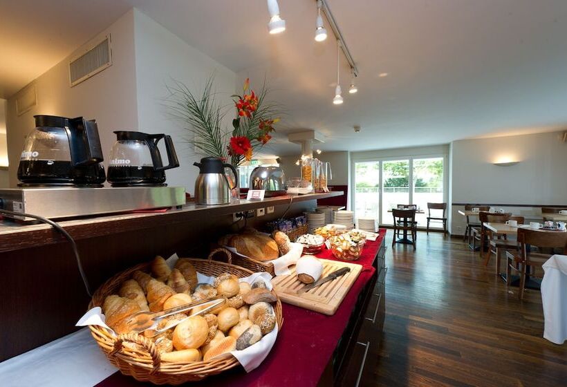 Apart Hotel Zurich Airport