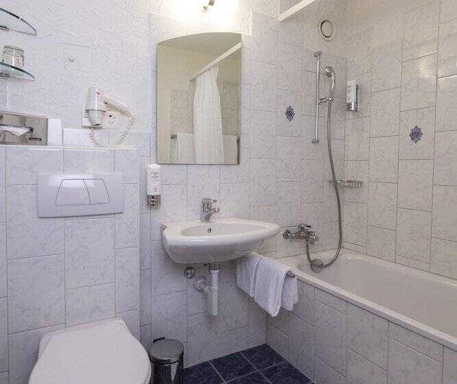 Apart Hotel Zurich Airport