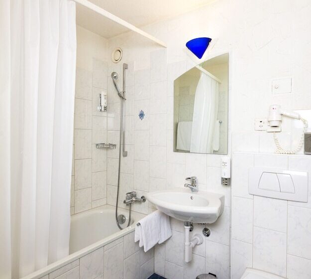 Apart Hotel Zurich Airport