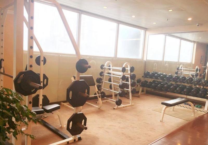 호텔 999 Royal Suites & Towers