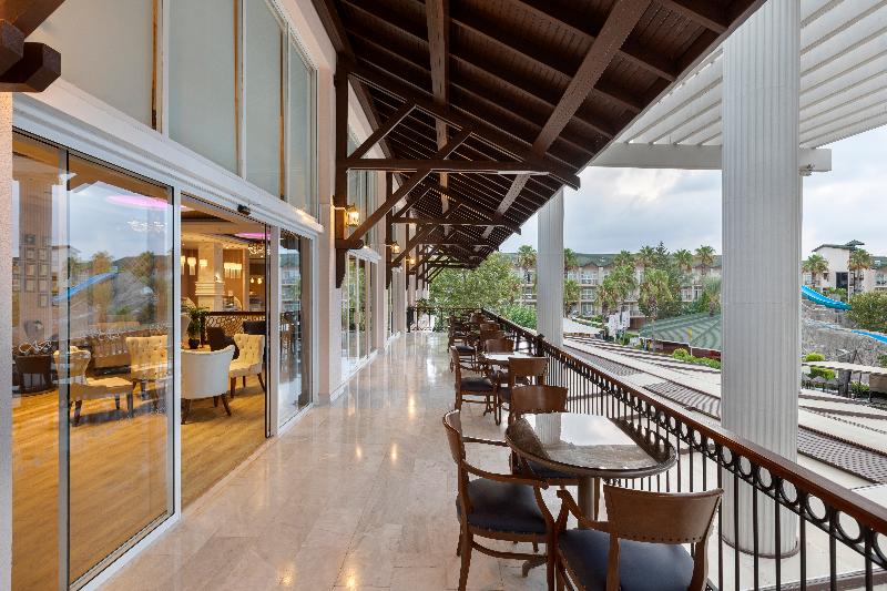 هتل Dobedan World Palace