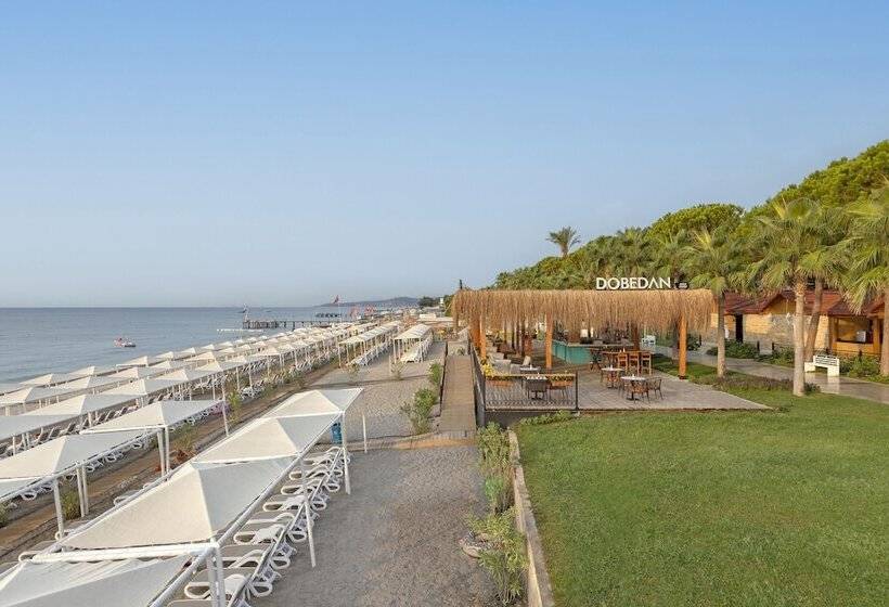 هتل Dobedan World Palace