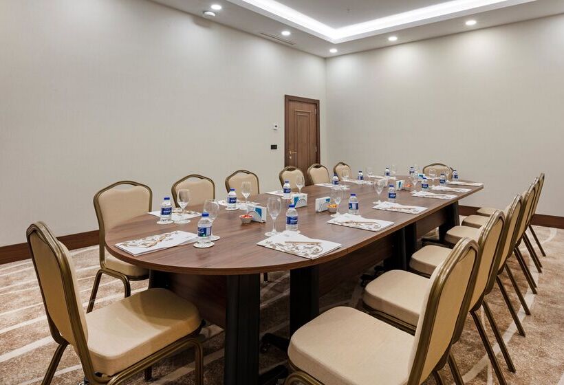 هتل Dobedan World Palace