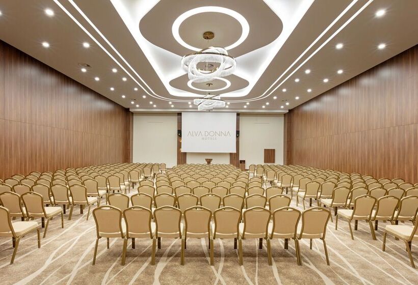 هتل Dobedan World Palace