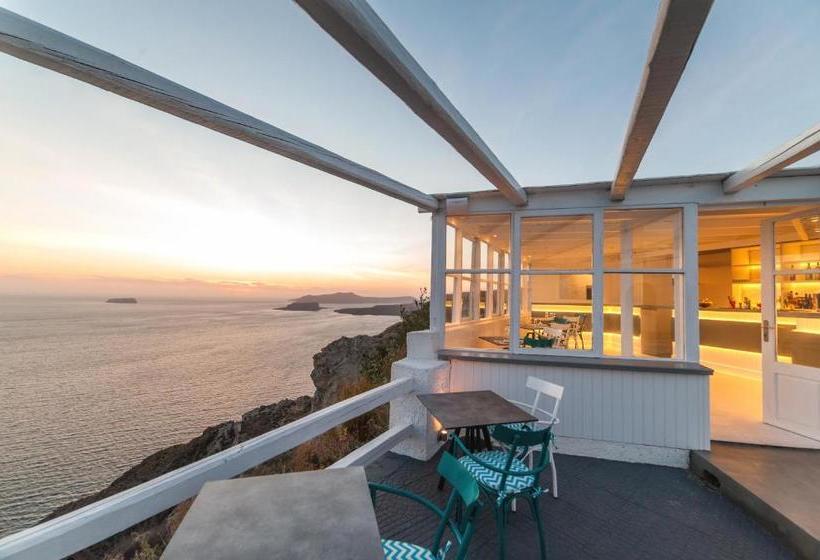 Hotel Artemis Suites