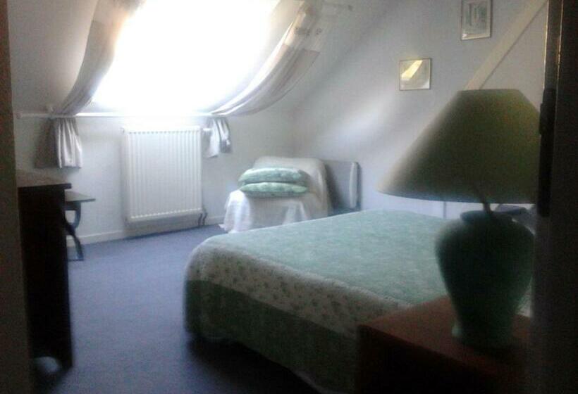 בית מלון כפרי Auberge Camelia