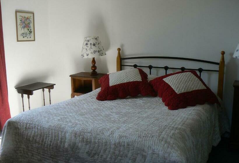 בית מלון כפרי Auberge Camelia