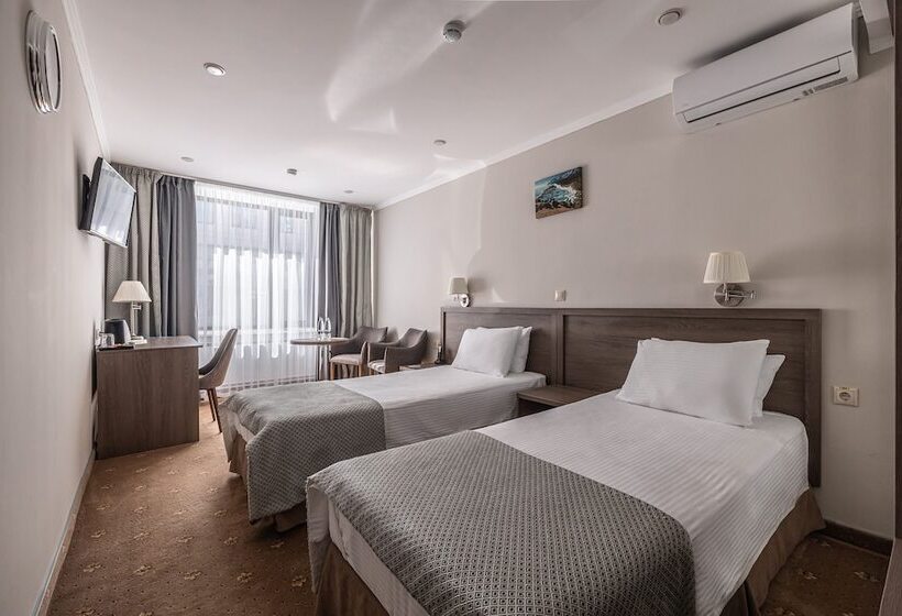 هتل Baikal Business Centre