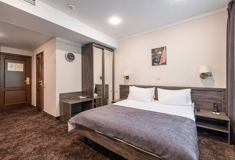 هتل Baikal Business Centre