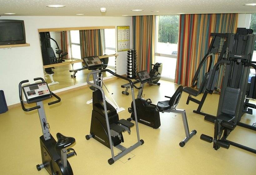 B&b Hotel Lully 3 Lakes