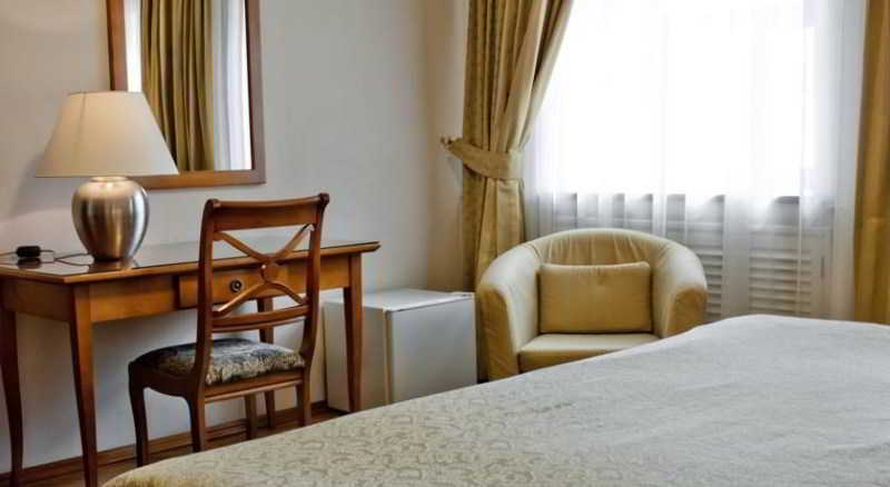 Отель Jouk Jacque