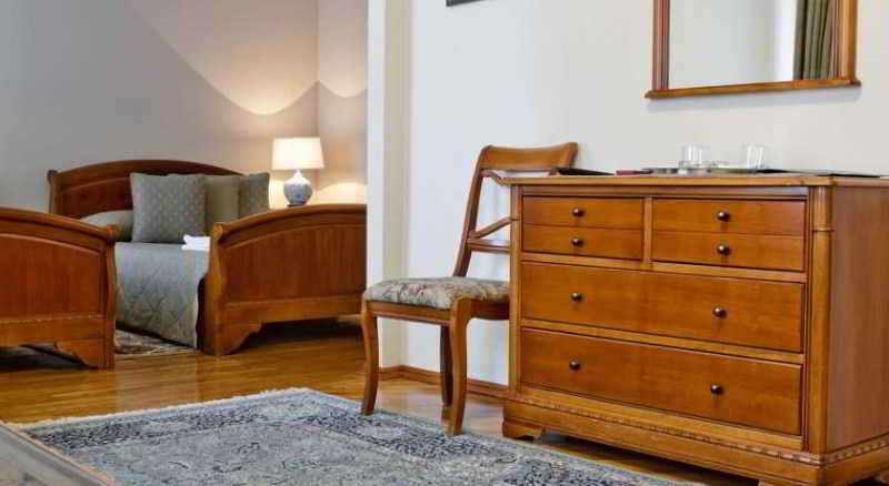 Отель Jouk Jacque