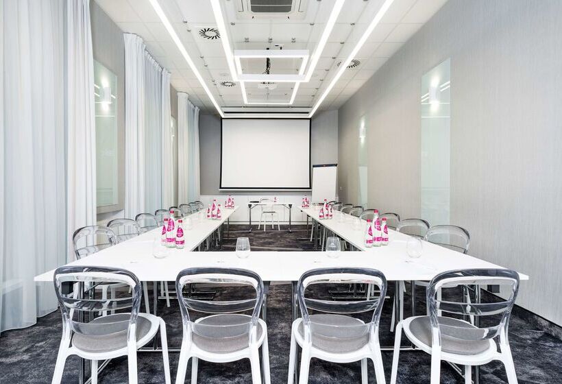 Отель Best Western Plus Krakow Old Town