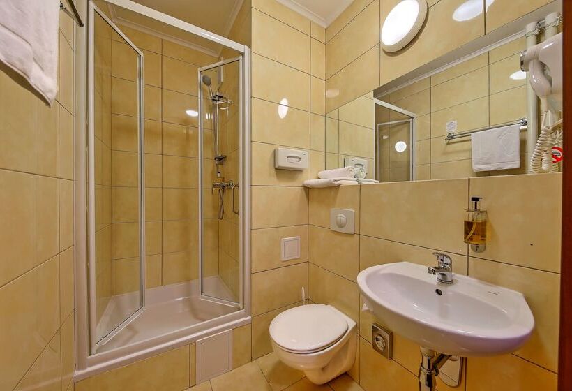 Best Western Hotel Portos