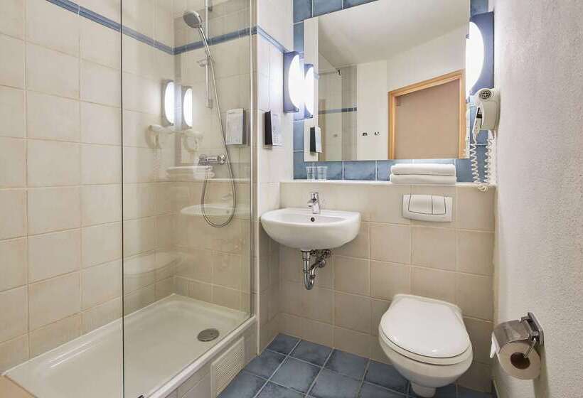 هتل Campanile  Poznan