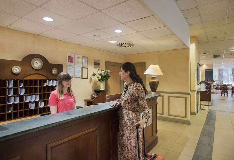 هتل Campanile  Poznan