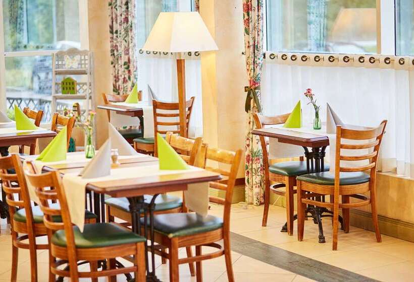 هتل Campanile  Poznan