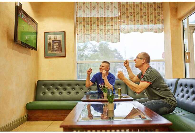 هتل Campanile  Poznan