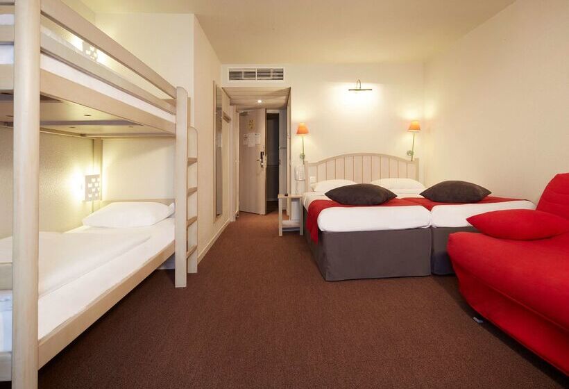 酒店 Campanile Val De France