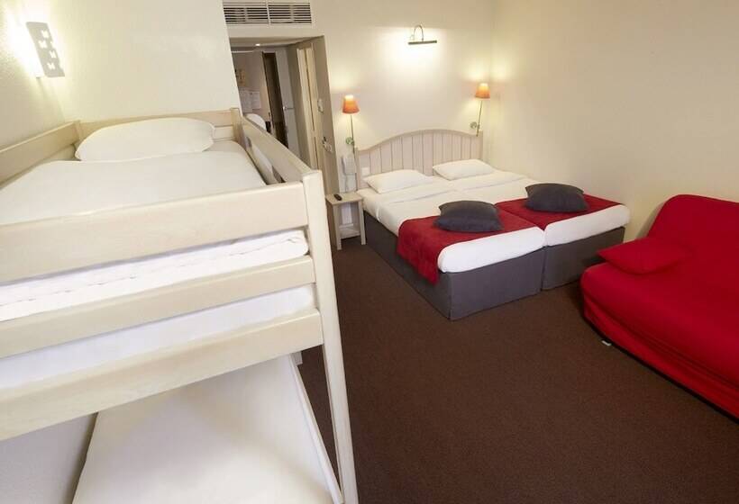 酒店 Campanile Val De France