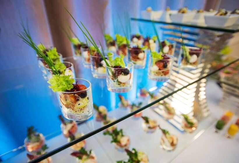 Отель Campanile Warszawa Centrum