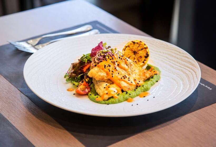 Отель Campanile Warszawa Centrum