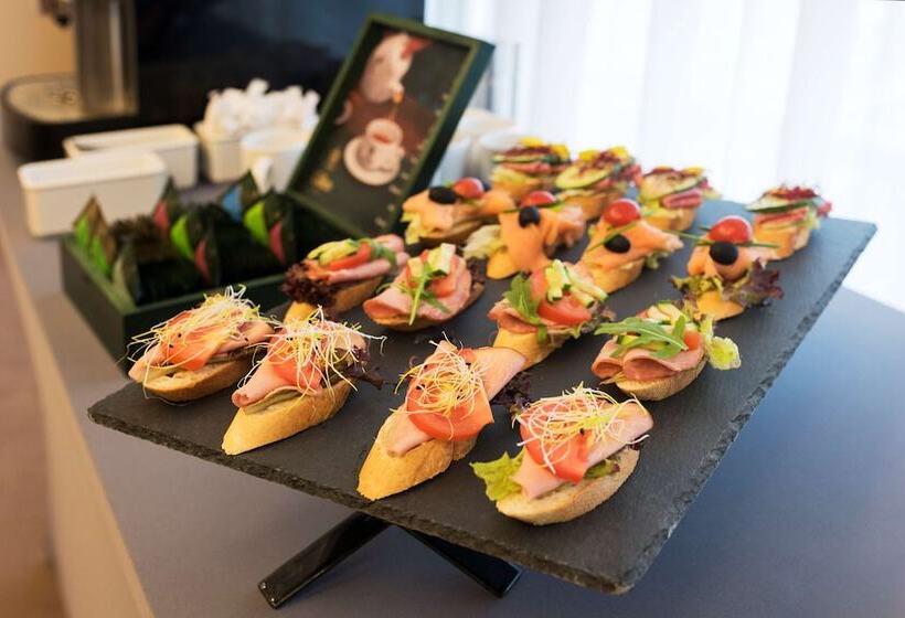 Отель Campanile Warszawa Centrum