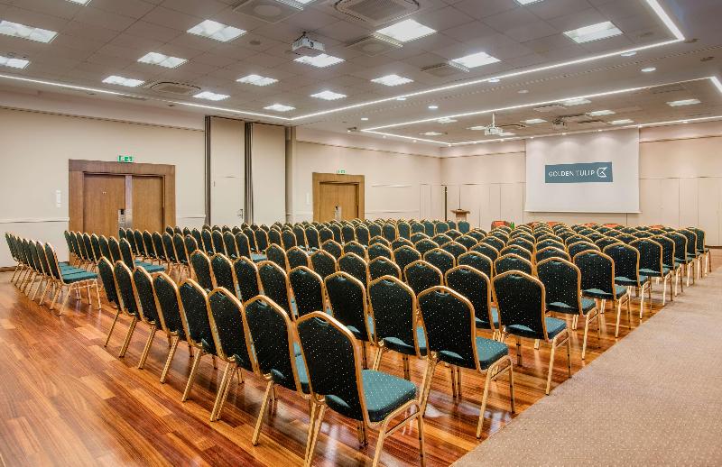 Отель Campanile Warszawa Centrum