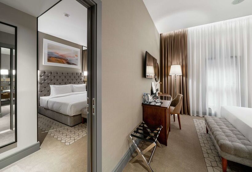 Chekhoff Hotel Moscow Curio Collection By Hilton