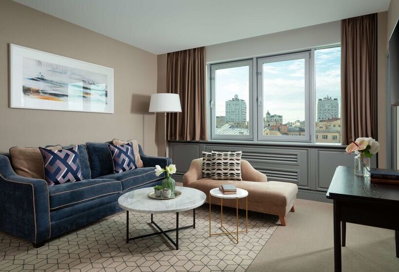 Chekhoff Hotel Moscow Curio Collection By Hilton