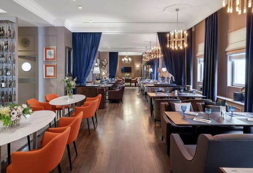 Chekhoff Hotel Moscow Curio Collection By Hilton