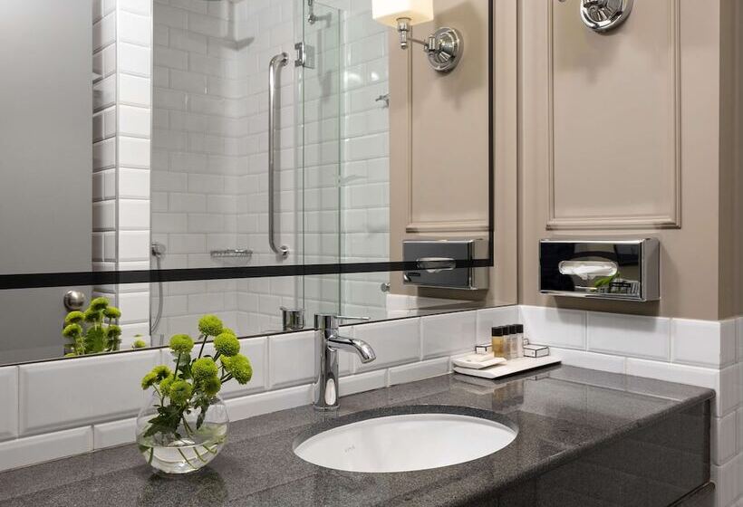 Chekhoff Hotel Moscow Curio Collection By Hilton