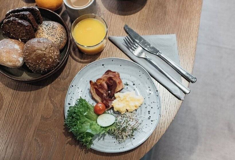 Clarion Collection Hotel Cardinal