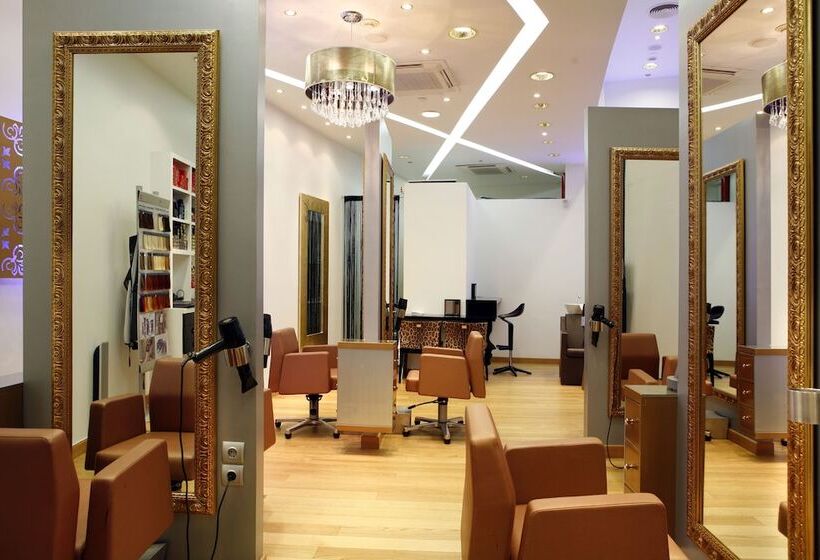 Club Hotel Casino Loutraki