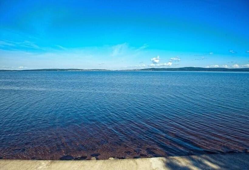 هتل Club Prionezhskiy