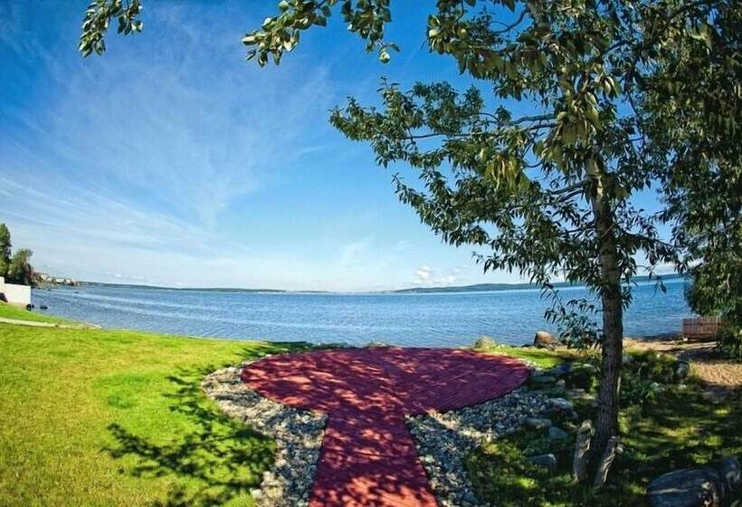 هتل Club Prionezhskiy