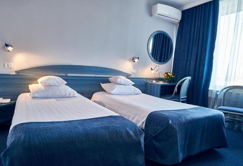 هتل Continental Drobeta Turnu Severin