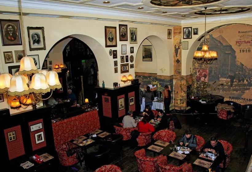 בית מלון כפרי Coroana