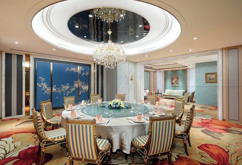 호텔 Crowne Plaza Shanghai Nanjing Road, An Ihg