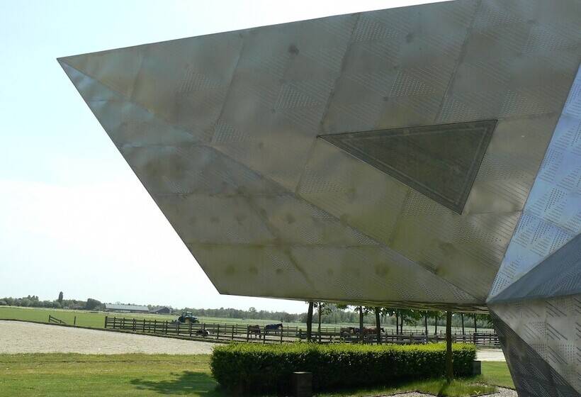 酒店 De Nederlanden, Restaurant & Boutique