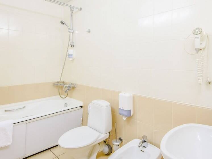 هتل Delta Business