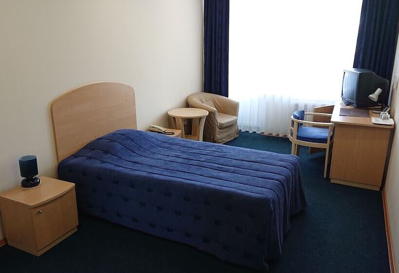 هتل Dis President