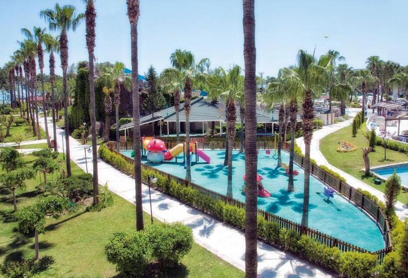 בית מלון כפרי Dobedan World Palace