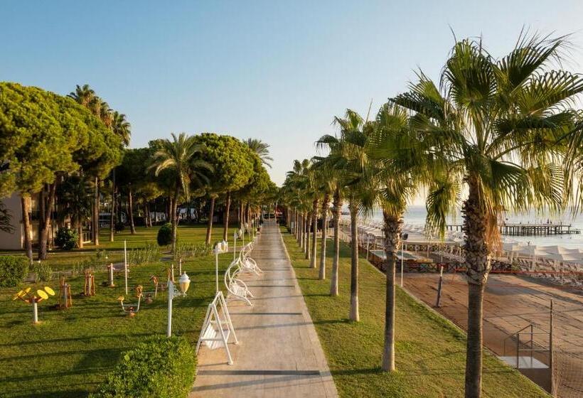 هتل Dobedan World Palace