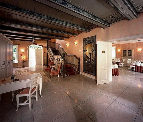 ホテル Oliwska Dolina